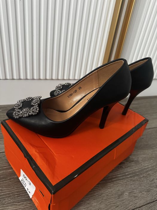 Черные туфли 5000тенге