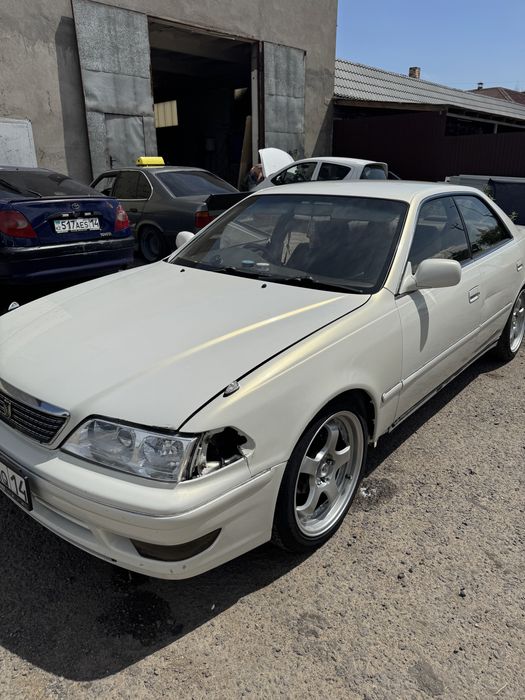Продам Toyota mark 2 100