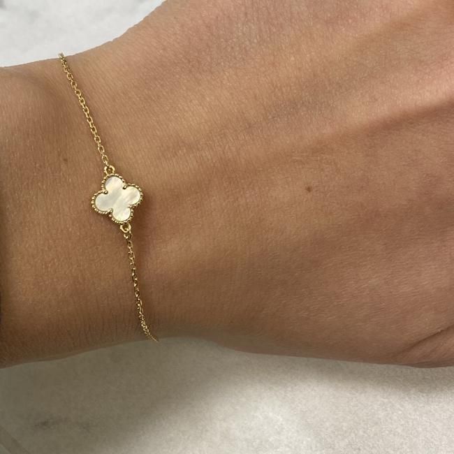 Позлатени гривни Van Cleef & Arpels