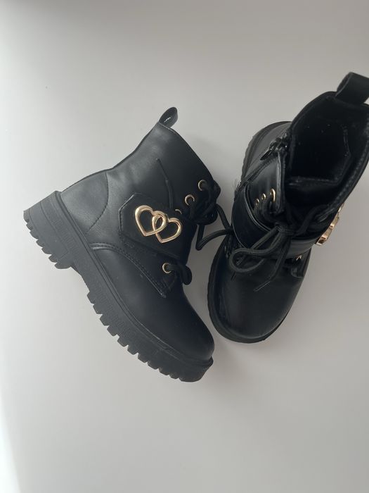 Обувки за момиченце н.28