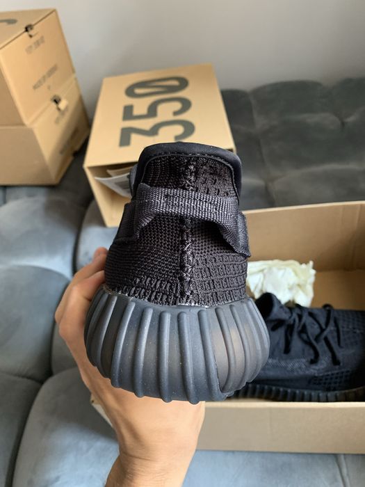 Yeezy boost 350v2 onyx