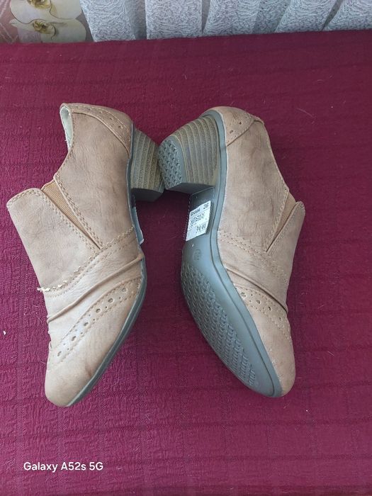 Обувки естествена кожа  36 номер нови