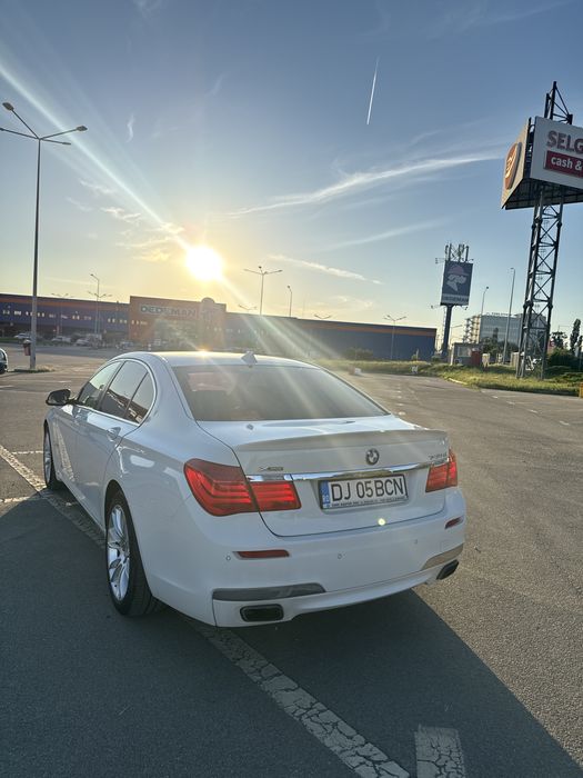 BMW 7 Series 2010 — imagine 2