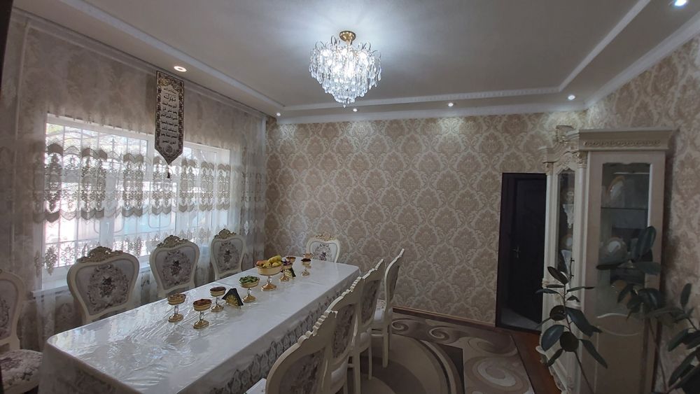 Ҳовли уй катта бозор маҳалласида сотилади