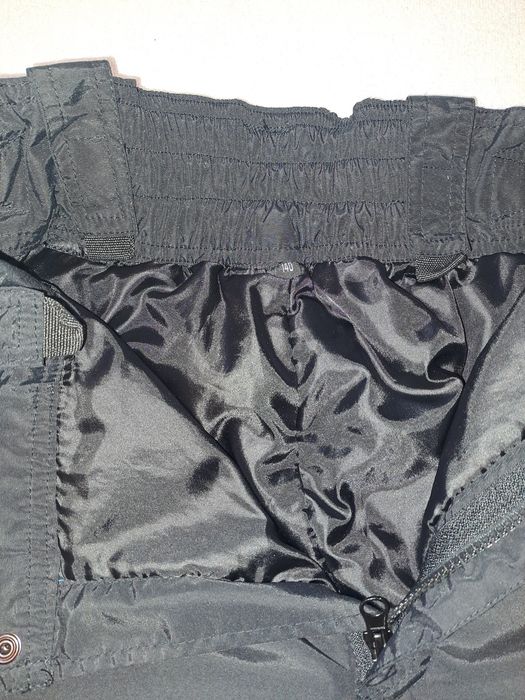 Ocazie!!!Pantaloni de schii aproape noi nr.140
