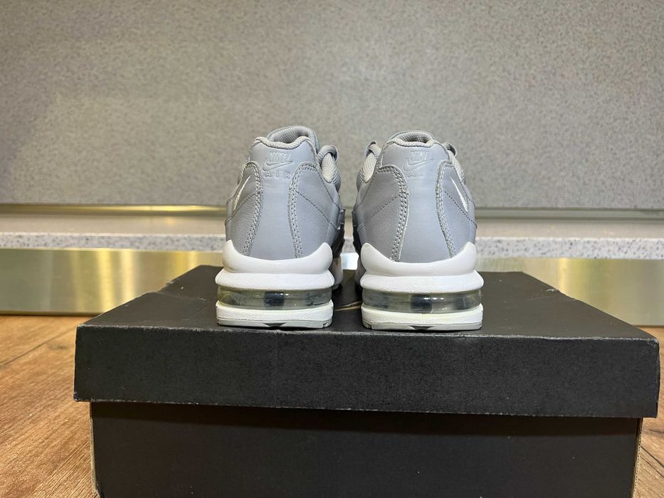 ОРИГИНАЛНИ *** Nike Air Max 95 Le / Wolf Grey White