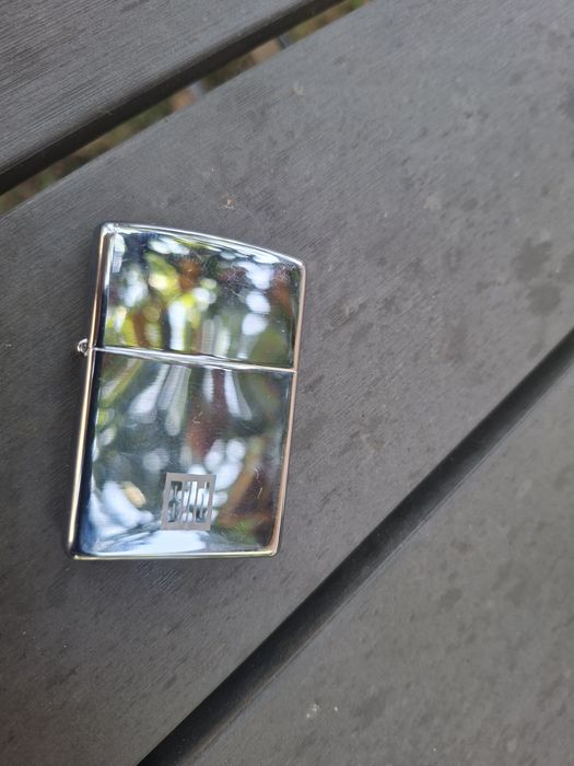Оригинална запалка Zippo, произведена през февруари 2001 година
