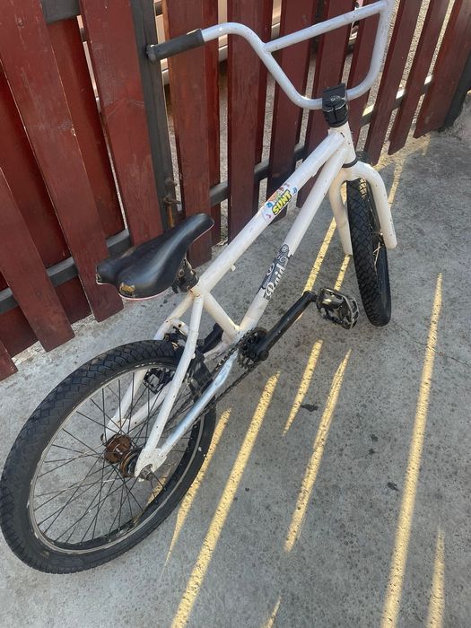 Vand urgent!! BMX de scheme