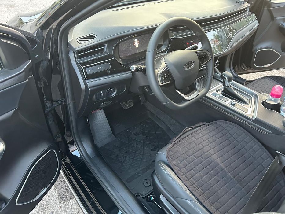 Обменяю автомобиль на квартиру