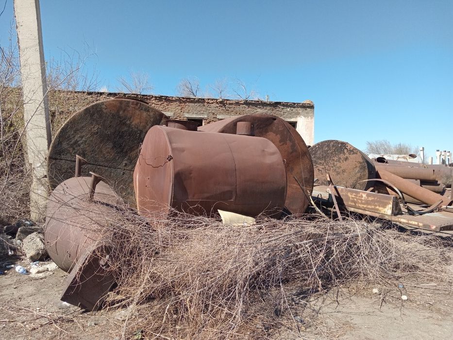 Продам ёмкости разные