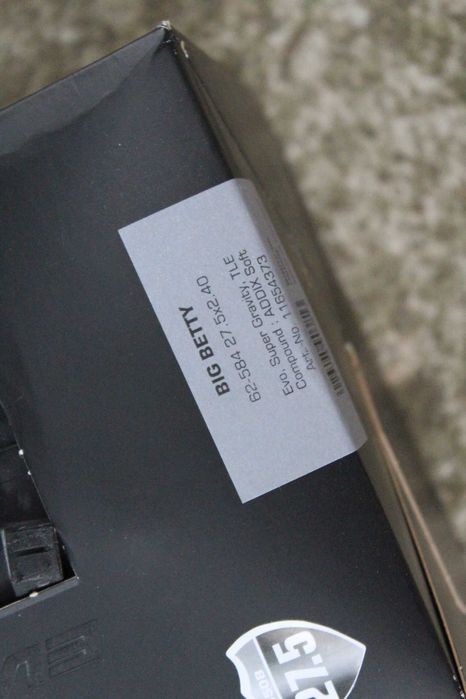 Schwalbe Big Betty Evo Super Gravity 27.5x2.40 Addix Soft E-50-pliabil