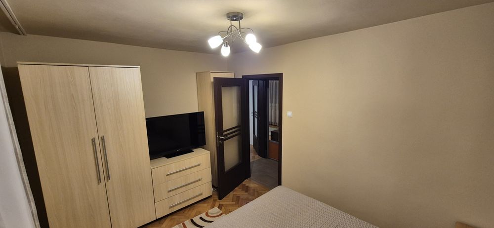 Proprietar - Inchiriez apt. 2 camere Iulius Mall