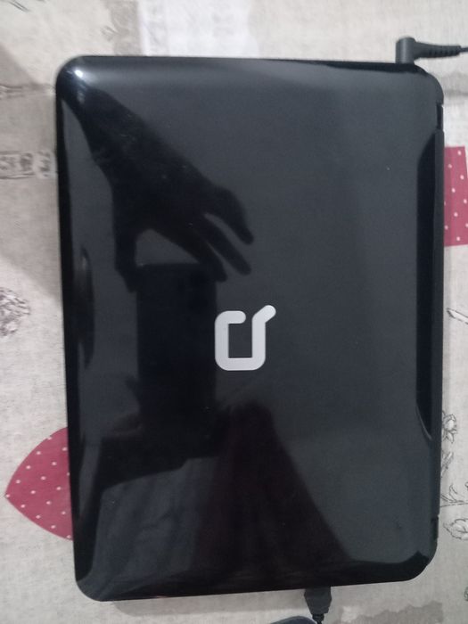 Ноутбук Compaq mini