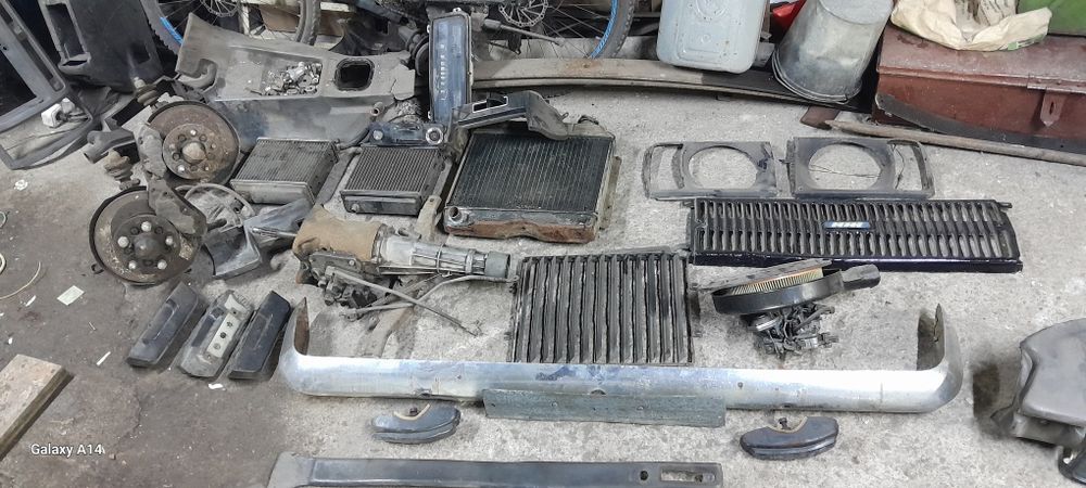 Запчясти на москвич