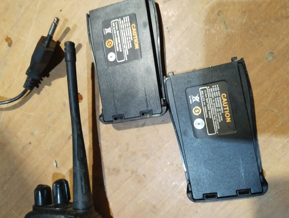 Продам рации 3 штуки бу