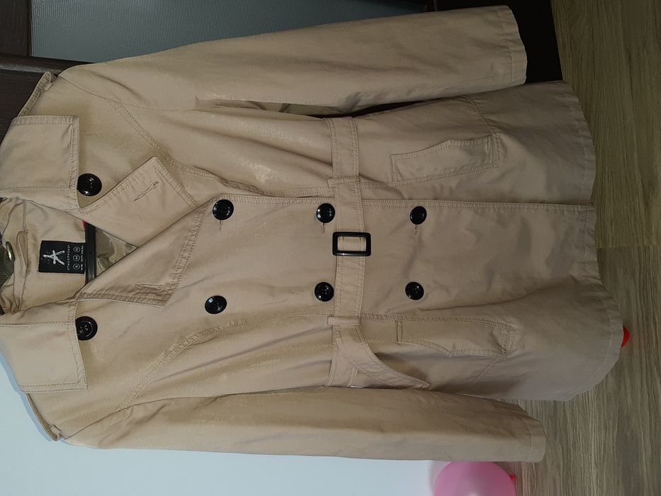 Trench si palton pull&bear model oversizes