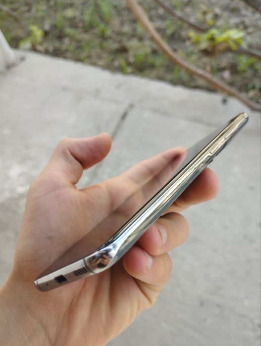 Samsung S20 5G kareskiy