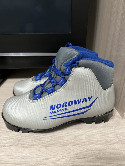 Лыжные ботинки 33размер