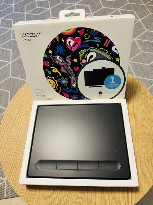 Графичен таблет Wacom Intuos CTL-4100 + писалка – като нов