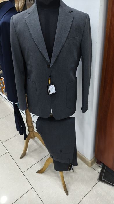 Костем "Masculino" новый все размеры