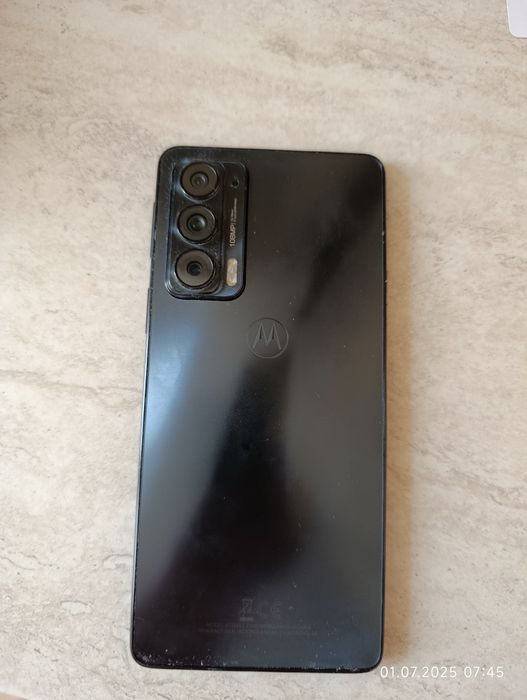 Motorola edge 20