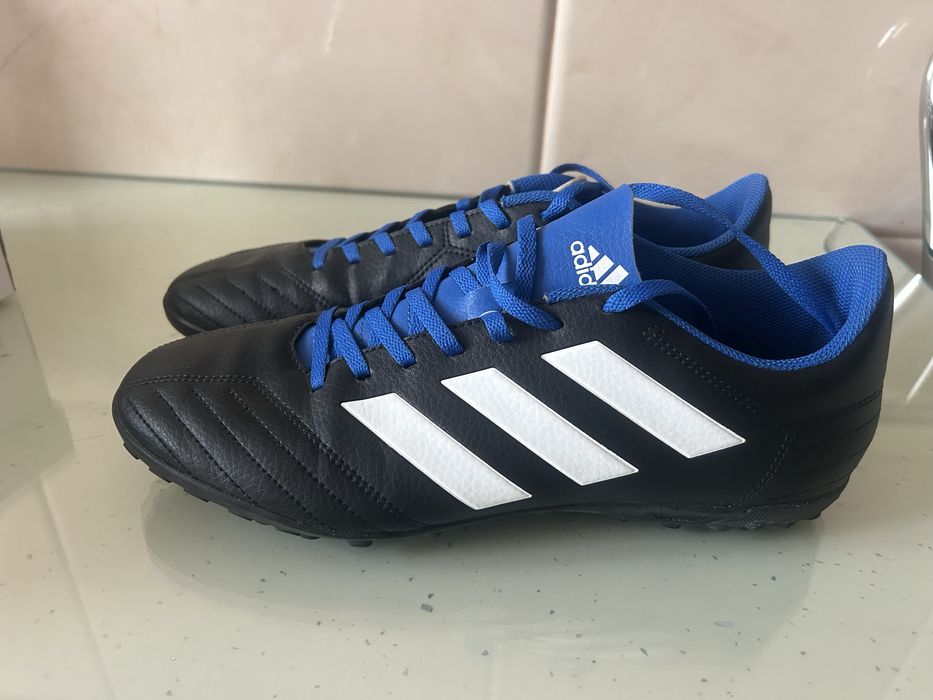 Adidasi de fotbal adidas marime 44