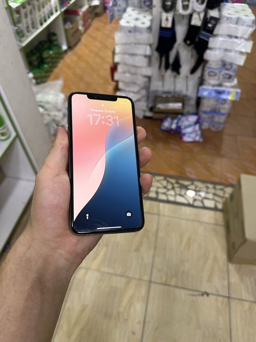 Iphone xs max 64г