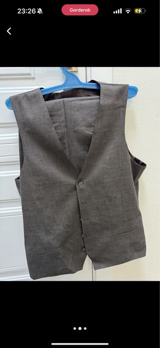 Мужские костюмы