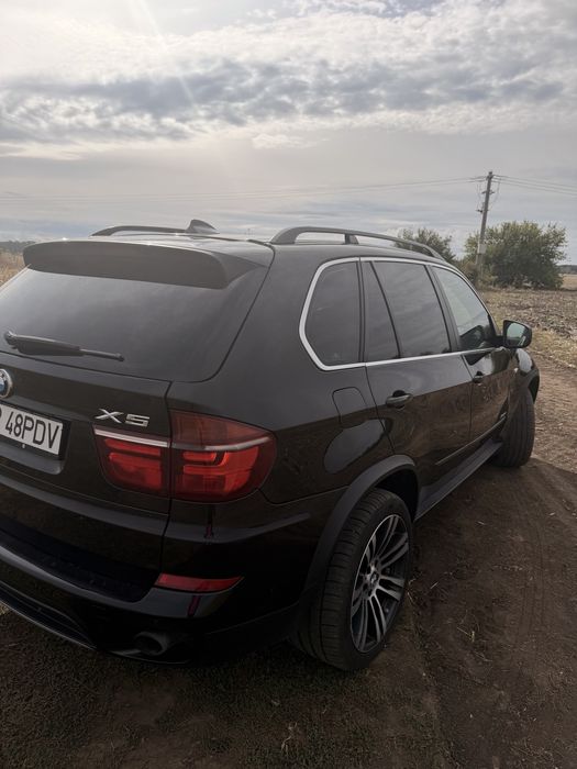 BMW X5 2011 — imagine 2