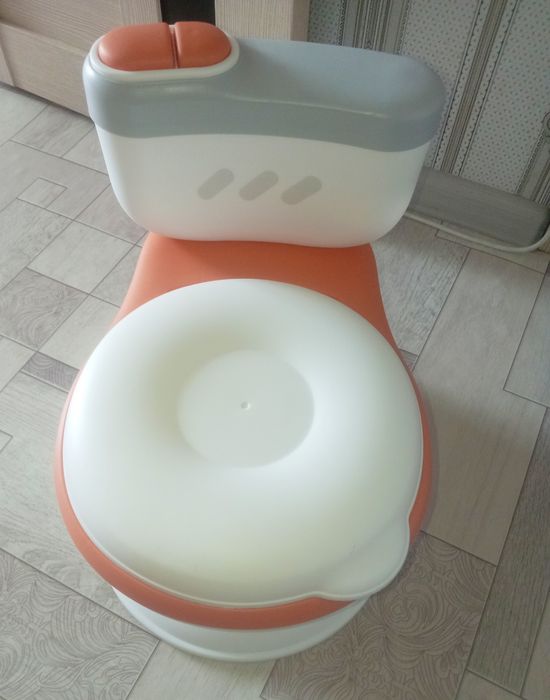 Продам детский горшок