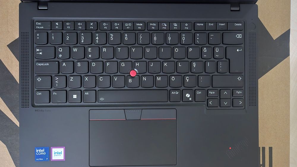 Лаптоп Lenovo ThinkPad T14 Gen5, Intel Core Ultra 7, 64GB DDR5,1TB SSD