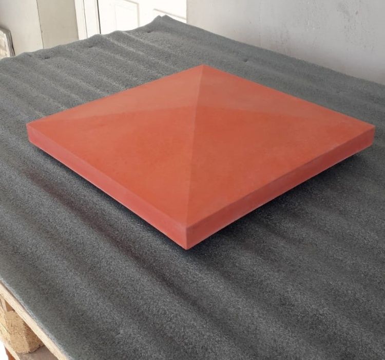 Stoc Nou! Capace pentru stalp gard / Coame gard din beton