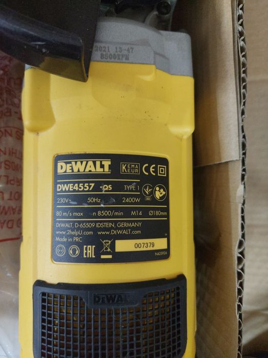 Ушм ( болгарка) фирмы  Dewalt