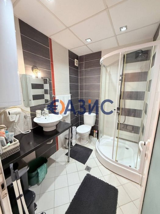 Продава се Двустаен апартамент в к.к. Слънчев бряг - 63 кв.м за 1207 €/кв.м - Снимка #10