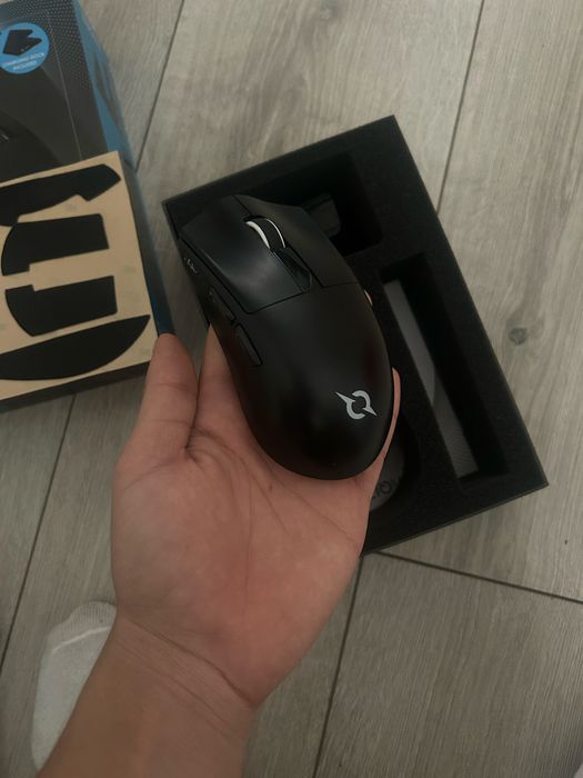 Mouse gaming aqirys zephir wireless