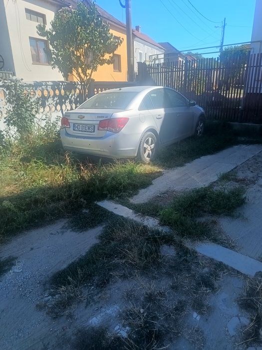 CHEVROLET Cruze
