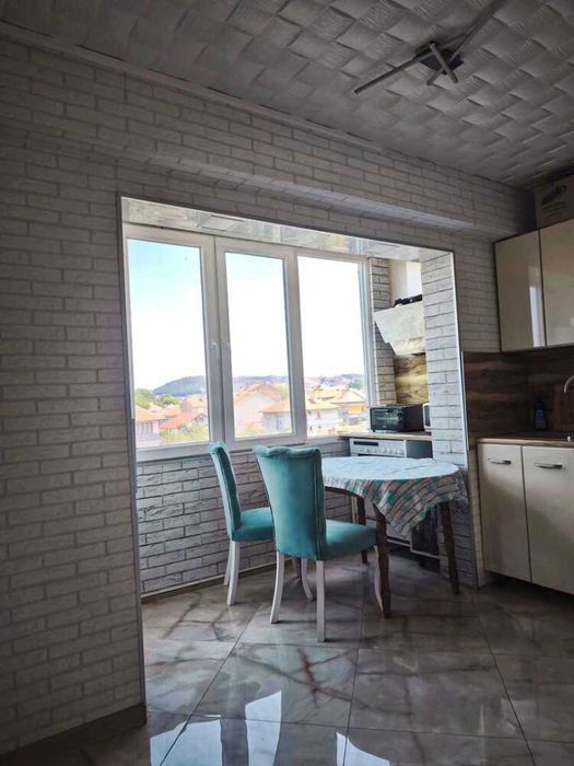 Продава се Двустаен апартамент в Карнобат - 61 кв.м за 1148 €/кв.м - Снимка #2