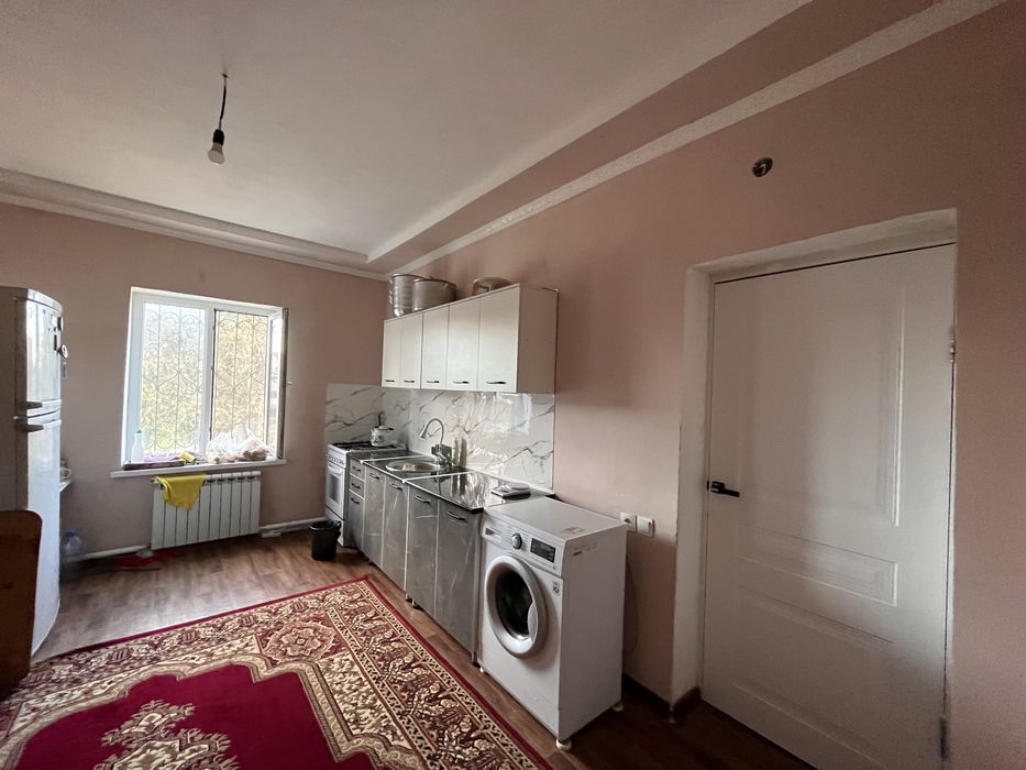 Дом и времянка в Арай