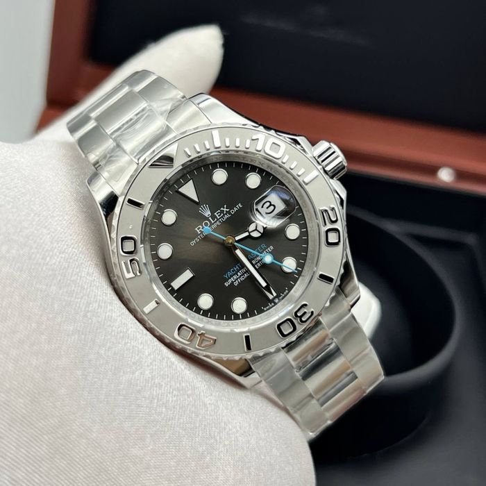 Rolex yacht - master gray