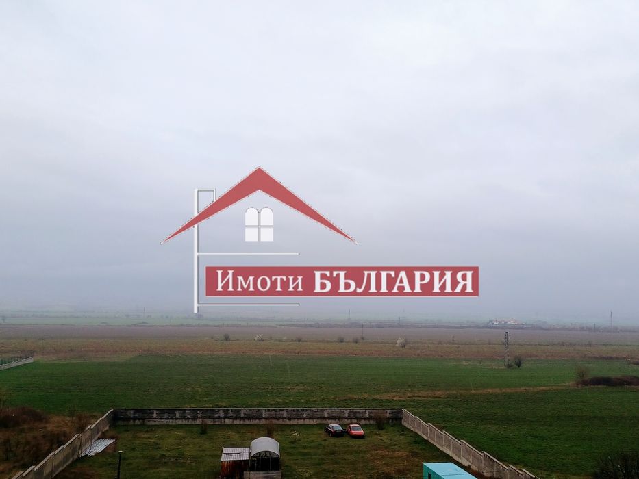 Продава се Тристаен апартамент в Карлово - 61 кв.м за 1112 €/кв.м - Снимка #1