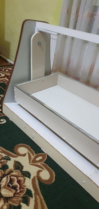 Bolalar uxlaydigan alvonji yangi kelishamiz