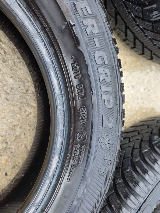 Anvelope 175/65r15