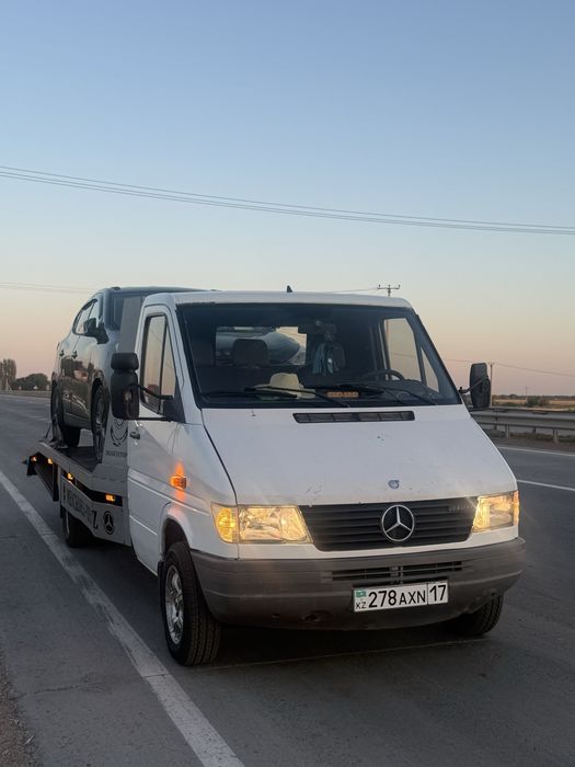 Эвакуатор Mercedes Benz 24/7