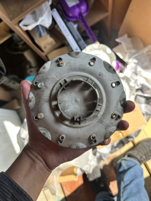 Продамл колпачки на пассат б5