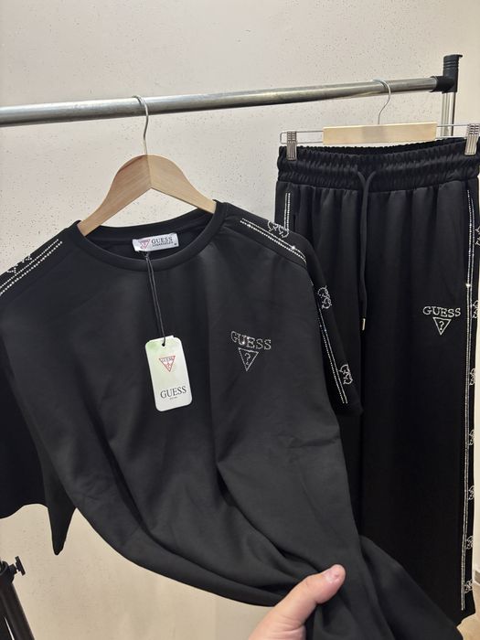 Дамски екип GUESS  S-XL