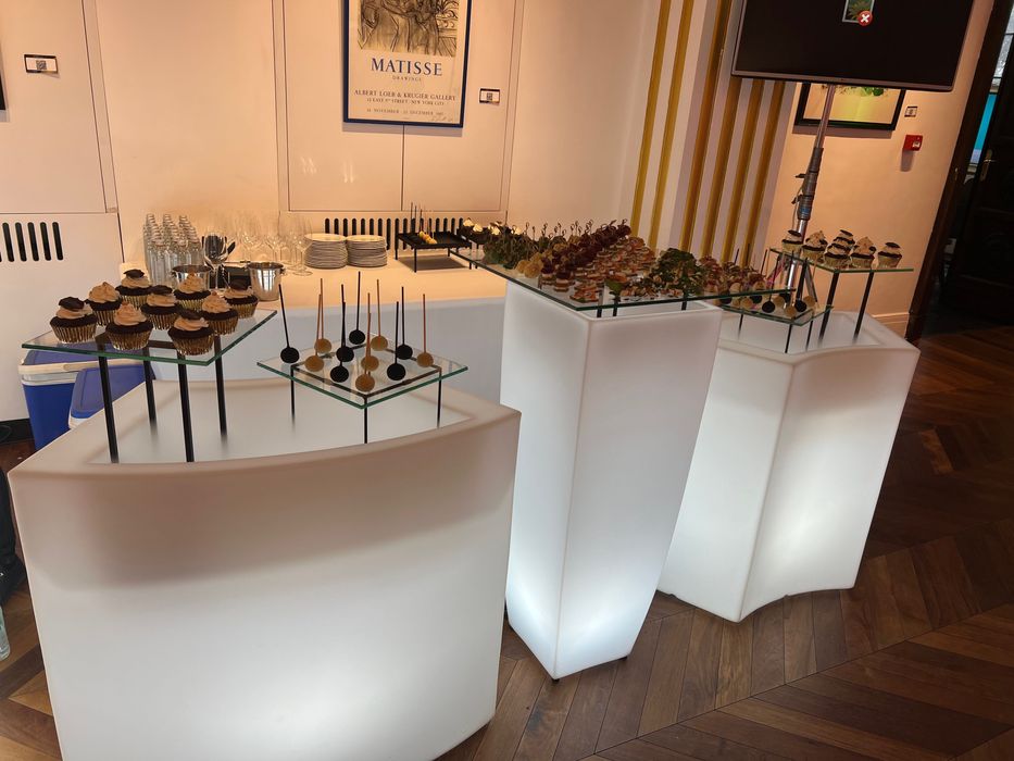 Кетъринг услуги за сватба, юбилей, коктейл, кафе-пауза, рожден ден