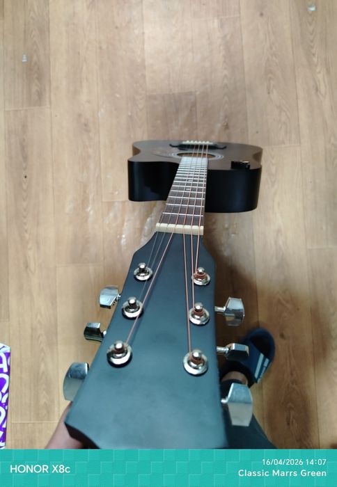 Gitara 38 razmer