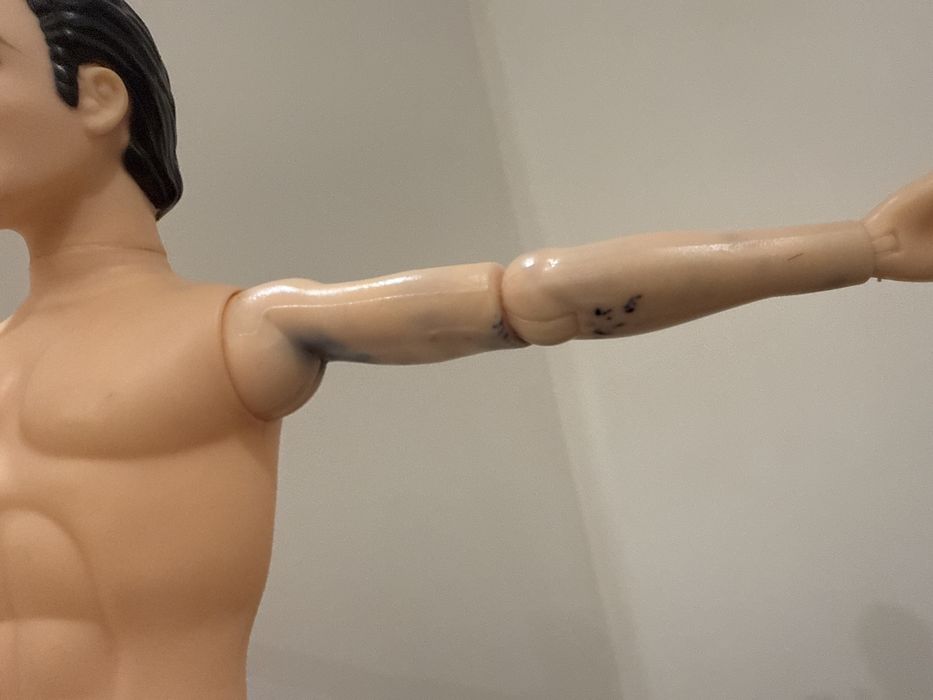 Кукла мужчина пластик