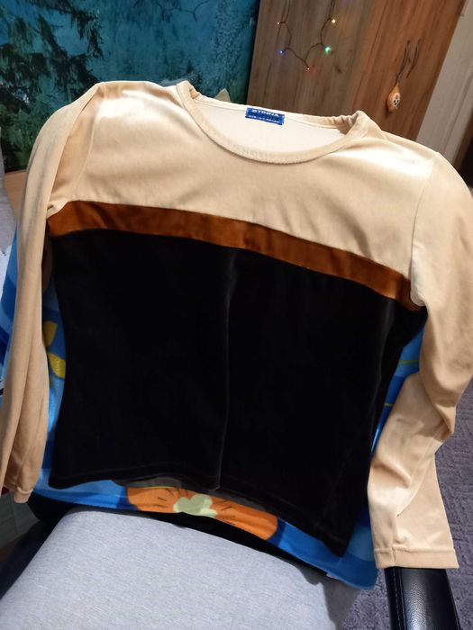 Дамски Блузи, тениски