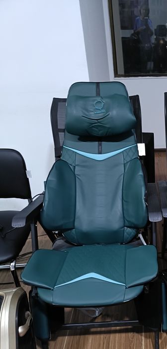 Лечебный массажёр кресло